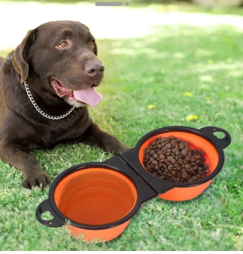 1-piece 2-in-1 foldable dual dog bowl feeder with clip, portable for outdoor travel.